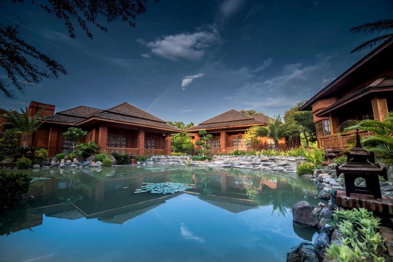 Heritage Bagan Hotel Buitenkant foto